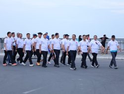 Hari Bhayangkara ke-79, Kombes Pol Arya Perdana Turut Serta Jalan Santai dan Layanan Masyarakat oleh Polda Sulsel di CFD CPI Makassar