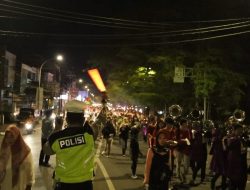 Personel Lalu Lintas Polrestabes Makassar Kawal Kelancaran Pawai Obor Festival Muharram