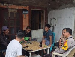 Jaga Kamtibmas Wilayah, Bhabinkamtibmas Sambang Silaturahmi dengan Warga Binaan