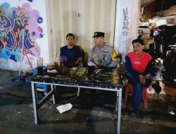 Bhabinkamtibmas Maloku Aktif Sambangi Warga, Edukasi Pentingnya Jaga Kamtibmas