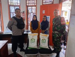 Bersama Tripika, Kapolsek Tamalate Tinjau Langsung Penyaluran Bantuan Beras Bulog