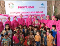 Bhayangkari Cabang Tabes Makassar Gandeng Puskesmas Gelar Posyandu, Dukung Kesehatan Ibu dan Anak di Kecamatan Panakkukang