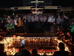 Ojol di Jatim Bersama Polri dan TNI Doa Bersama untuk Affan, Komitmen Kondusif