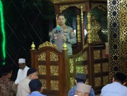 Lewat Safari Subuh, Polisi Ajak Orang Tua Bentuk Generasi Muda Berakhlak Baik