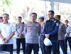 Kapolda Sulsel Pantau Langsung Olah TKP Pembakaran Gedung DPRD Kota Makassar