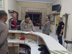 Kabag Ops dan Kasat Samapta Polrestabes Makassar Lakukan Sidak di Polsek Tamalate