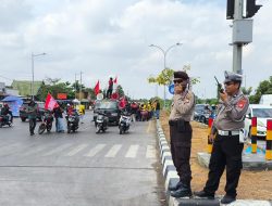 Dengan Humanis, Personil Polsek Tamalanrea Kawal Aksi Unras dari SPDMN