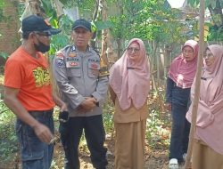 Bhabinkamtibmas Sambang Warga Binaan Terima Bantuan Bedah Rumah Layak Huni