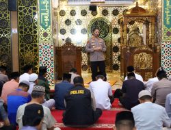 Kapolrestabes Makassar Ajak Jamaah Safari Subuh, Ingatkan Peran Keluarga Jaga Kamtibmas