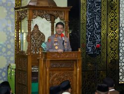 Kapolrestabes Makassar Safari Subuh, Ajak Jamaah Jaga Kamtibmas dan Akhlak Anak