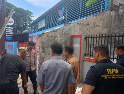 Kapolsek Mariso bersama Tokoh Masyarakat Aktifkan Siskamling Cegah Pergerakan Geng Motor