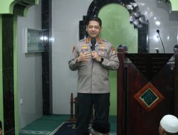 Kapolrestabes Makassar Kombes Pol Arya Perdana Safari Subuh di Masjid Nurul Haq, Ajak Warga Jaga Kamtibmas