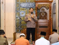 Waktu Subuh Jadi Golden Time, Kapolrestabes Makassar Ajak Jamaah Peduli Keamanan