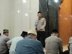 Lewat Safari Subuh, Wakapolrestabes Makassar Ajak Warga Jaga Kamtibmas dan Generasi Muda