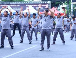 Polrestabes Makassar Olahraga Pagi Jaga Kebugaran dan Kekompakan Personel