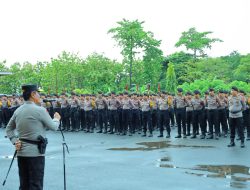 Kapolda Sulsel Pimpin Apel Bersama Personel Ditsamapta Polda Sulsel
