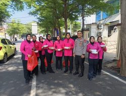 Aksi Sosial Jumat Berkah Polsek Ujung Pandang dan Bhayangkari