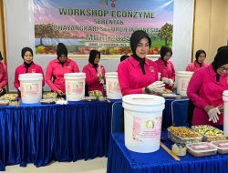 Dukung Gerakan Lingkungan, Bhayangkari Polsek Tamalanrea Ikut Rekor MURI Eco Enzyme Nasional