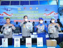 Kapolda Sulsel Pimpin Press Conference Pengungkapan Tindak Pidana Destructive Fishing dan Satwa Dilindungi