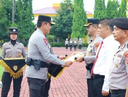 Kapolda Sulsel Pimpin Upacara Pemberian Penghargaan dan PTDH Personel Polda Sulsel, Tegakkan Reward and Punishment