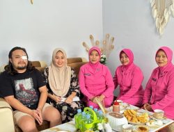 Bhayangkari Ranting Bontoala Tunjukkan Kepedulian, Besuk Personel Polsek yang Sakit