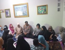 Kapolsek Manggala Bersama Bhayangkari Melayat ke Rumah Duka Keluarga Aiptu Arham