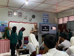 Binmas Polsek Rappocini Bersama Mahasiswi KKN UMI Gelar Penyuluhan Bahaya Narkoba di SMAN