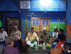 Bhabinkamtibmas Polsek Tallo Sambangi Ketua Lembo, Sampaikan Pesan Kamtibmas Cegah Konflik Warga