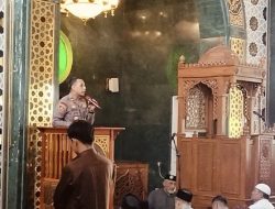 Pasca Shalat Dhuhur Di Mesjid Raudhatul Muflihien, Kapolsek Bontoala Berikan Himbauan Kamtibmas