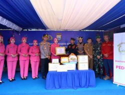 Kapolrestabes Makassar Kunjungi Pos Yan Operasi Ketupat 2026, Beri Motivasi dan Bingkisan Petugas