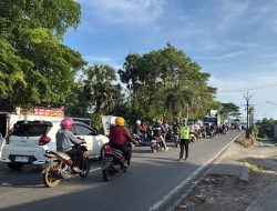 Jam Sibuk Pagi, Polsek Tamalate Laksanakan Gatur Lalin Rutin Ciptakan Kamseltibcar Lantas