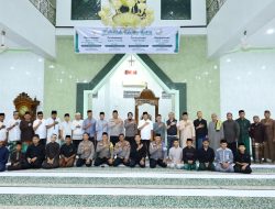 Wakapolrestabes Makassar Gelar Safari Subuh di Masjid Ar-Rahman Sampaikan Pesan Kamtibmas