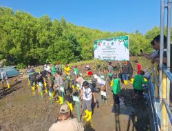 Wakapolsek Biringkanaya Hadiri Penanaman Mangrove Peringati Hari Bumi Sedunia 2026