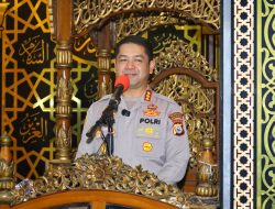 Kapolrestabes Makassar Safari Subuh di Masjid Al-Husna, Ajak Warga Perkuat Kepedulian Menjaga Kamtibmas