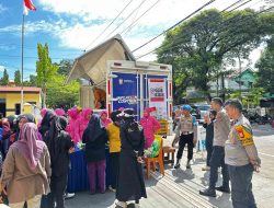 Polsek Mamajang dan DPC APPI Perkuat Kolaborasi Sosial Lewat Program Pasar Murah