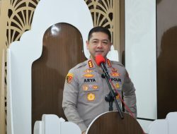 Safari Subuh di Masjid Babussa’adah, Kombes Pol Arya Perdana Serukan Pembinaan Generasi Muda