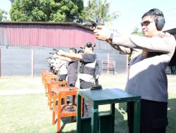 Polrestabes Makassar Asah Kemampuan Personel dalam Penggunaan Senjata Api