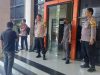 Polsek Rappocini Kawal Aksi Unjuk Rasa di Kantor Dinas Koperasi dan UMKM Sulsel