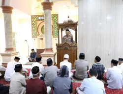 Safari Subuh Polrestabes Makassar di Masjid Jami Baiturrahman, Ajak Warga Perkuat Peran Keluarga dan Jaga Kamtibmas