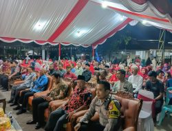 Bhabinkamtibmas Pantau Malam Ramah Tamah HUT RI ke-81 di Kelurahan Kassi’-kassi