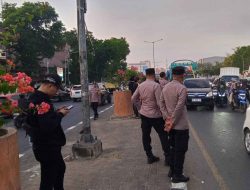 Kapolsek Rappocini Bersama Jajaran Pantau dan Amankan Aksi Unjuk Rasa hingga Malam Hari