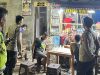 Patroli Jalan Kaki, Polsek Tallo Sapa Warga dan Pantau Titik Rawan Kamtibmas