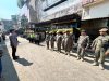 Cegah Gesekan, Polisi Kawal Penertiban Kanopi Pasar Terong yang Akhirnya Ditunda