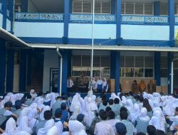 Jadi Pembina Upacara di SMPN, Kapolsek Mariso Ingatkan Pelajar Jauhi Geng Motor dan Narkoba