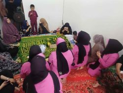 Wujud Empati dan Solidaritas, Personel Polsek Rappocini Bersama Bhayangkari Melayat ke Rumah Duka Aipda Andi Wahyudin, S.E.