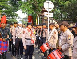 Polda Sulsel Gelar Tradisi Penyambutan Kapolda Baru dan Pelepasan Irjen Pol. Djuhandhani Rahardjo Puro di Mapolda Sulsel