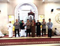 Safari Jumat di Masjid Nurul Majid, Kapolsek Ujung Pandang Titip Pesan Kamtibmas