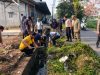 Green Policing, Polsek Manggala Bersama Warga Gelar Kerja Bakti Bersihkan Drainase dan Lingkungan di Bitowa